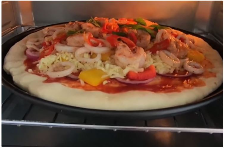 Cách làm Pizza bằng nồi chiên không dầu 7