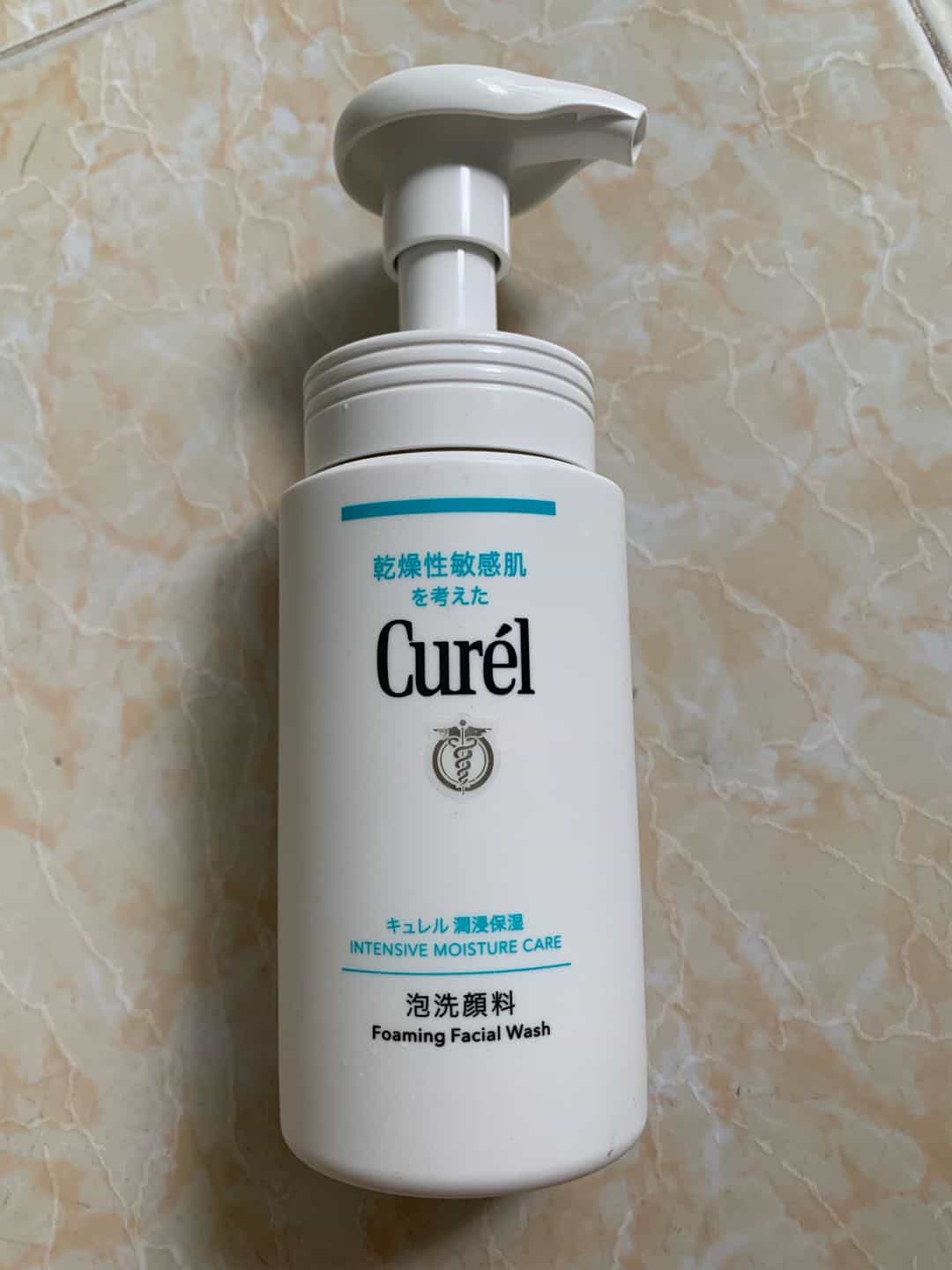 Sữa rửa mặt Curel 7